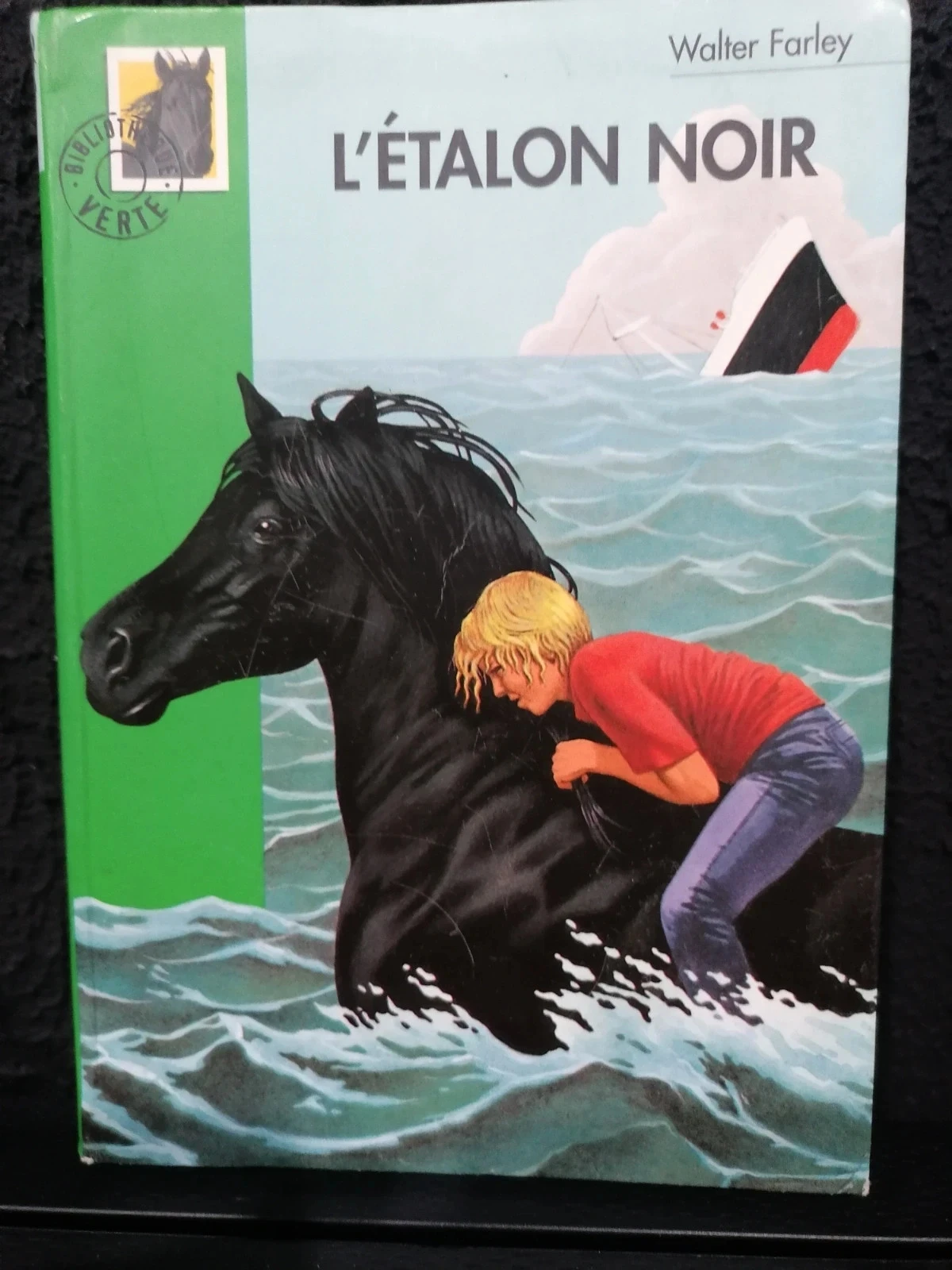 L'étalon noir